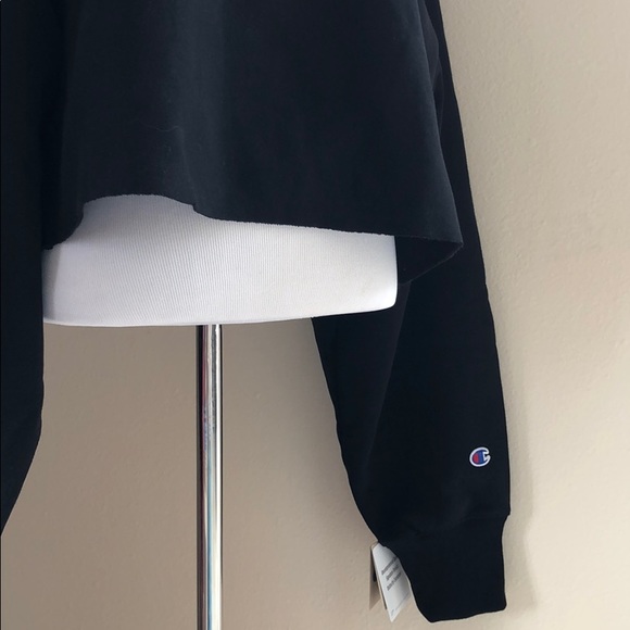 New champion black cropped hoodie graphic - Picture 7 of 9